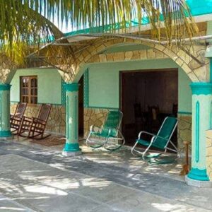 Casa Vinola y Zuleida - porch