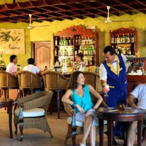 Hotel Iberostar Tainos - travelfab --bar