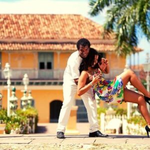 Dancing Salssa - Cuba