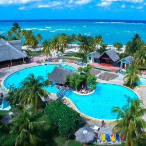 Piscina Brisas Guardalavaca 1