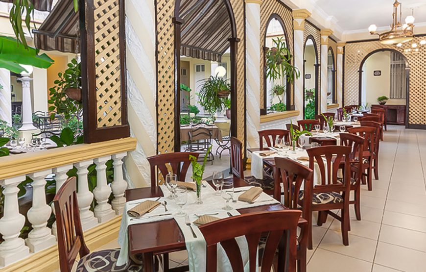 Hotel Colon