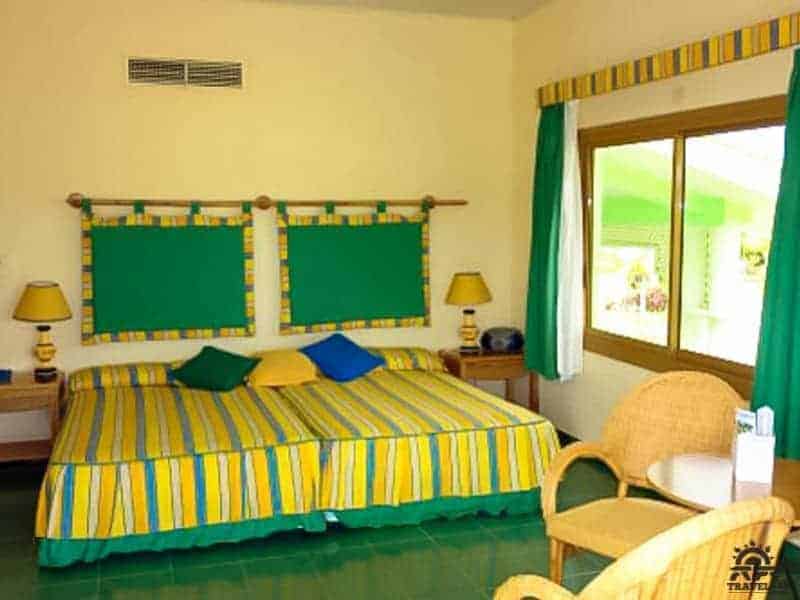 hotel-playa-costa-verde-Room