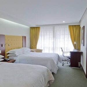 Four Points by Sheraton Medellin - room - Travelfab-2