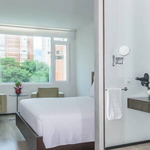 NH Collection Royal Medellin - room - Room