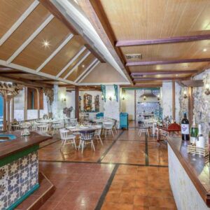 tryp-habanalibre-Restaurante El Barracón