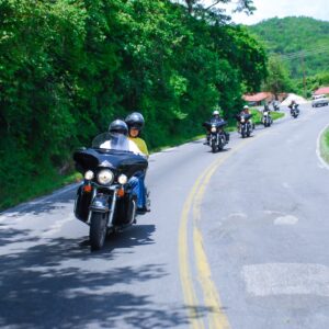 motorcycle in Cuba - Travelfab