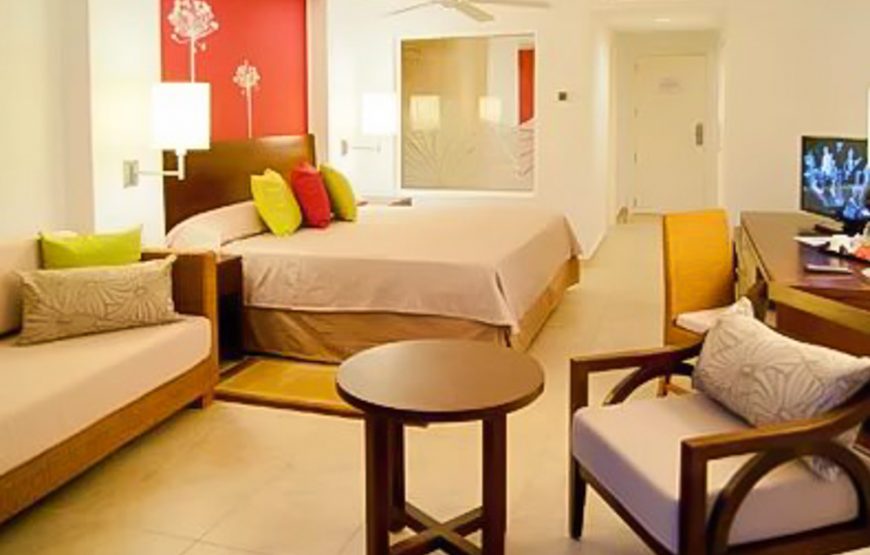 Deluxe Pool View Room – Hotel Valentin Perla Blanca