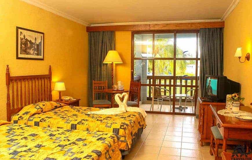 Tropical Room – Brisas Trinidad del Mar