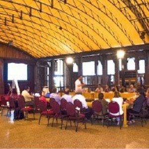 Hotel-Nacional-meeting-room