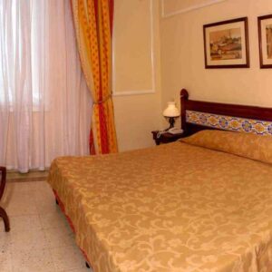 Hotel Sevilla-travelfab-room2