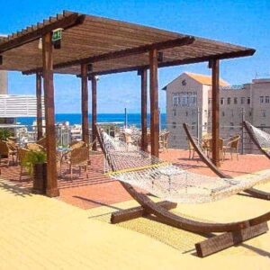 top poolbar parque central havana cuba